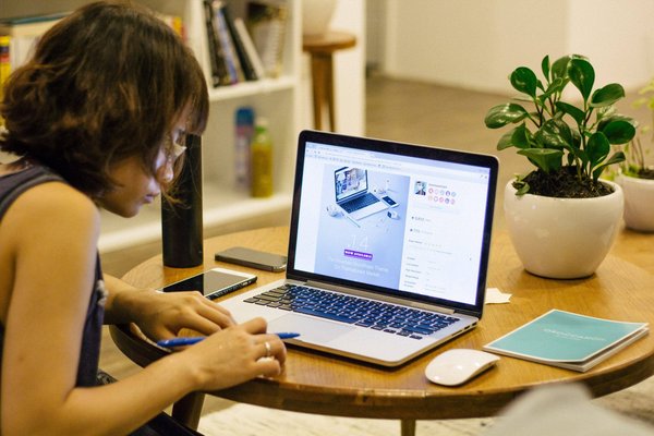 Comment la reconnaissance faciale transforme-t-elle la sécurité de nos photos en ligne ?